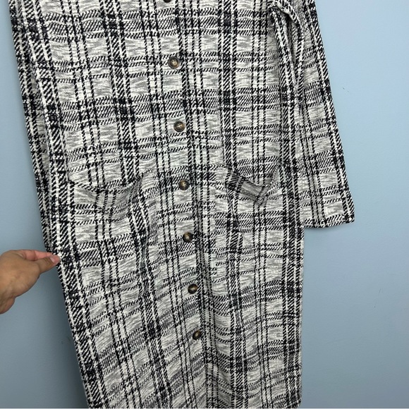 Lou & Grey plaid long sleeve v neck sweater midi dress front pockets size L NWT - Picture 4 of 12